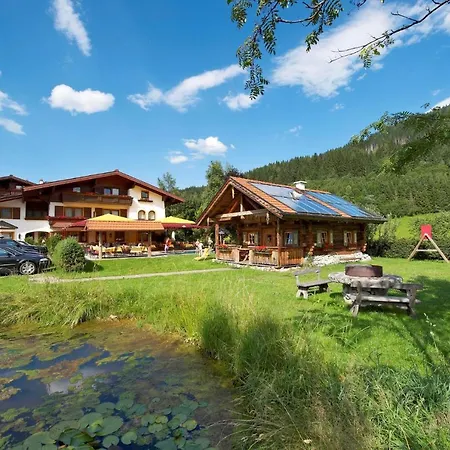 Apartamento Apartment In Flachau With A Terrace